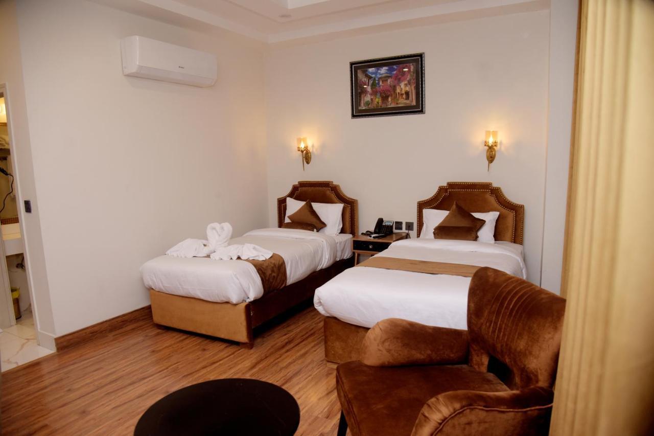 The Rich Hotel & Apartments Lahaur Zewnętrze zdjęcie