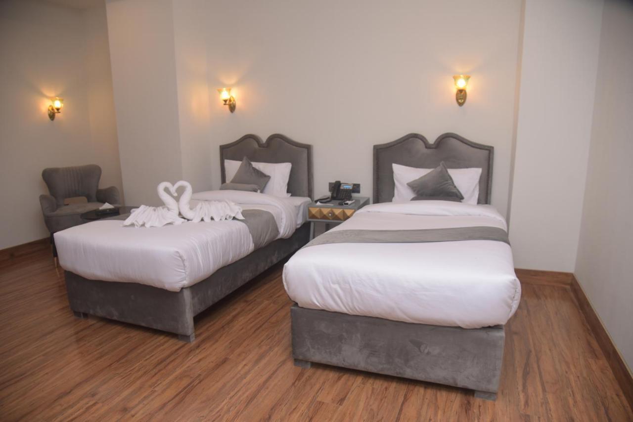 The Rich Hotel & Apartments Lahaur Zewnętrze zdjęcie