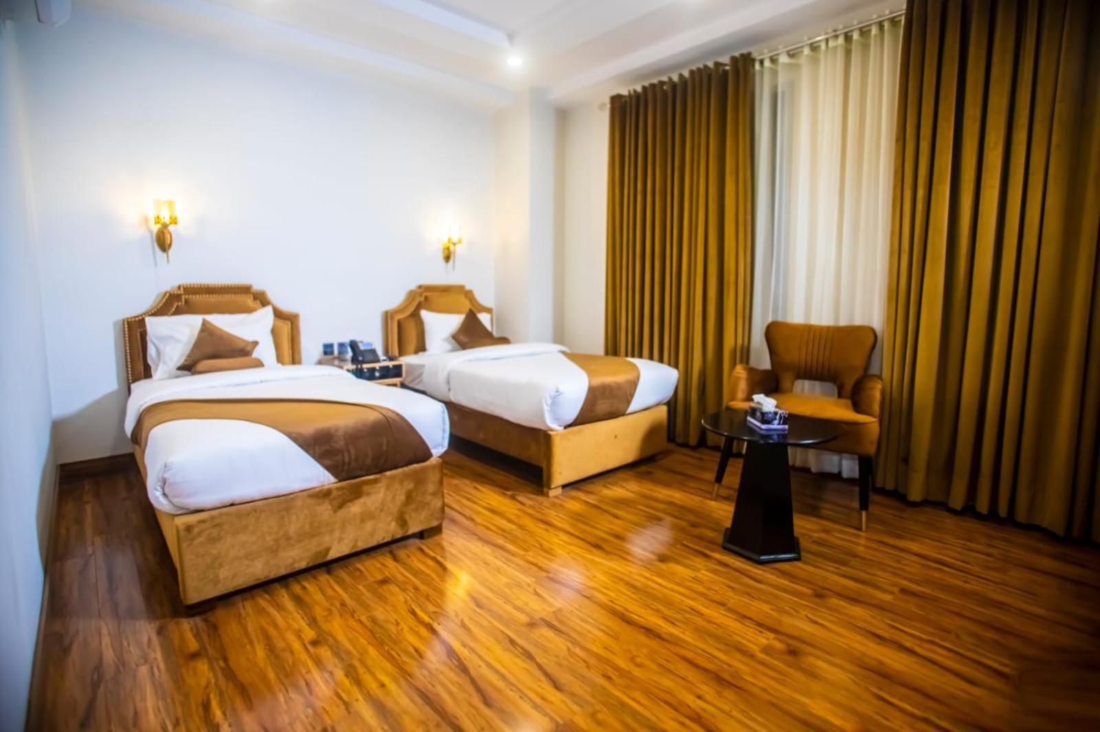 The Rich Hotel & Apartments Lahaur Zewnętrze zdjęcie