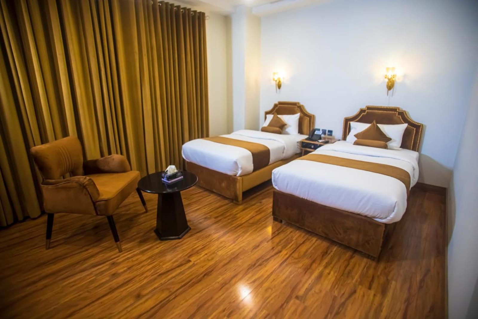 The Rich Hotel & Apartments Lahaur Zewnętrze zdjęcie