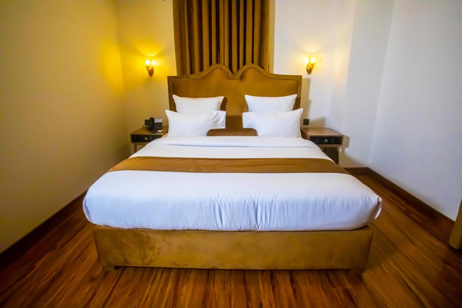 The Rich Hotel & Apartments Lahaur Zewnętrze zdjęcie